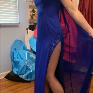 Elegant Blue prom or pageant dress